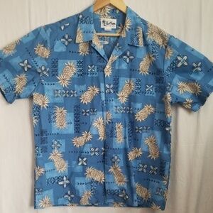 HOWIE Shirt